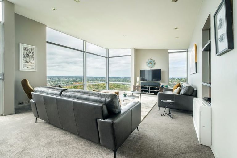 Photo of property in 36 Millhill Lane, Huntsbury, Christchurch, 8022