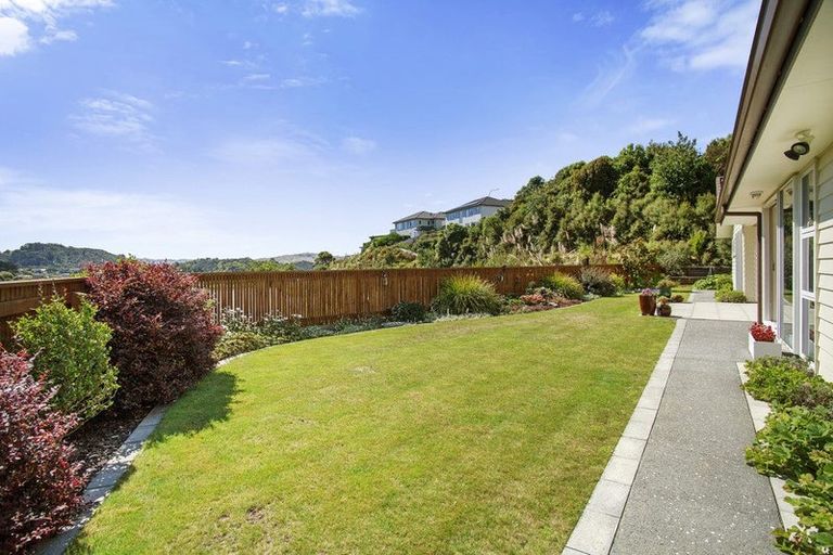 Photo of property in 206 Navigation Drive, Whitby, Porirua, 5024