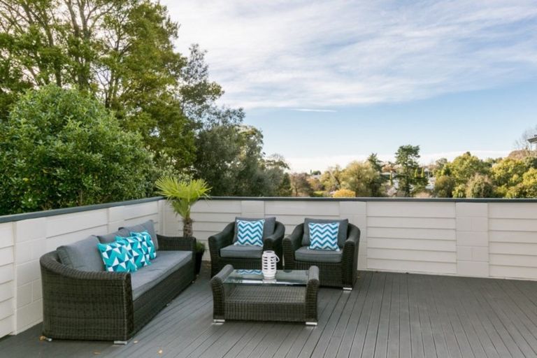 Photo of property in 82 Mchardy Street, Havelock North, 4130