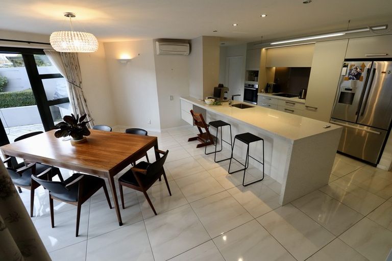 Photo of property in 8 Harrods Court, Ilam, Christchurch, 8053