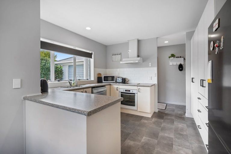 Photo of property in 33 Mains Avenue, Kensington, Whangarei, 0112