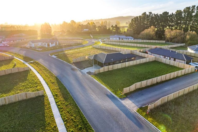 Photo of property in 21 Plover Avenue, Amberley, 7410