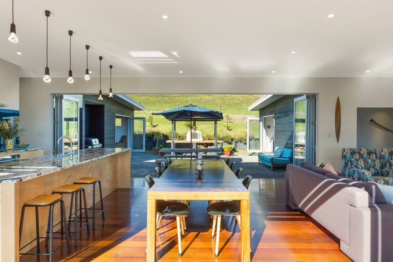 Photo of property in 127 Hauora Lane, Waitoki, Kaukapakapa, 0871