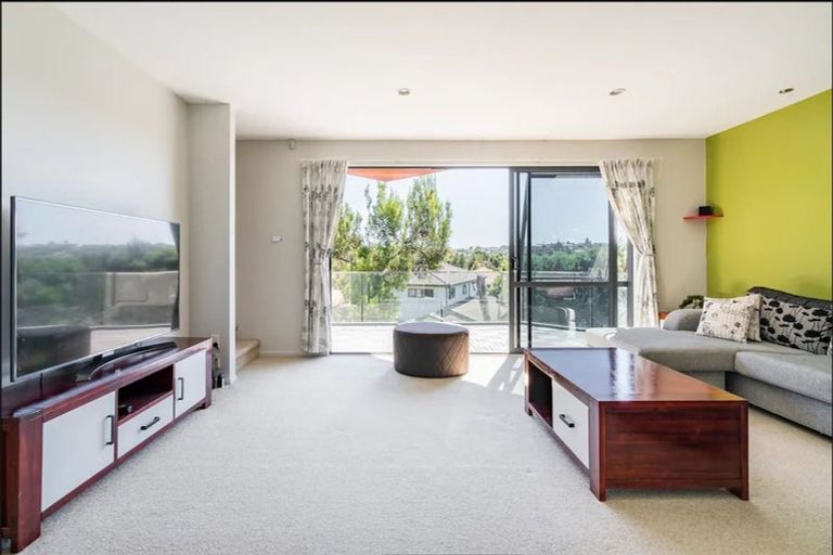 Photo of property in 118 Onetaunga Road, Chatswood, Auckland, 0626