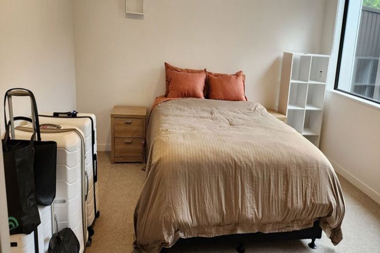 Photo of property in 14 Rua Kai Way, Brooklyn, Wellington, 6021