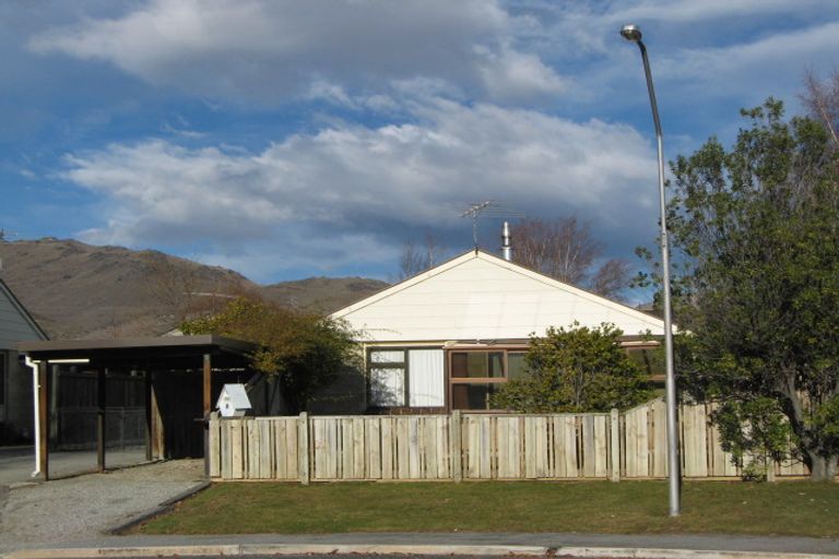 Photo of property in 6 Parcell Court, Cromwell, 9310