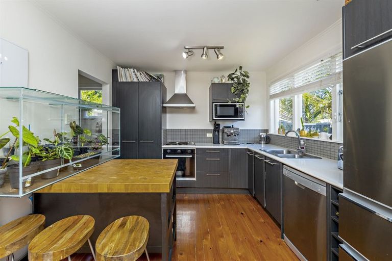 Photo of property in 60d Swaffield Road, Papatoetoe, Auckland, 2025