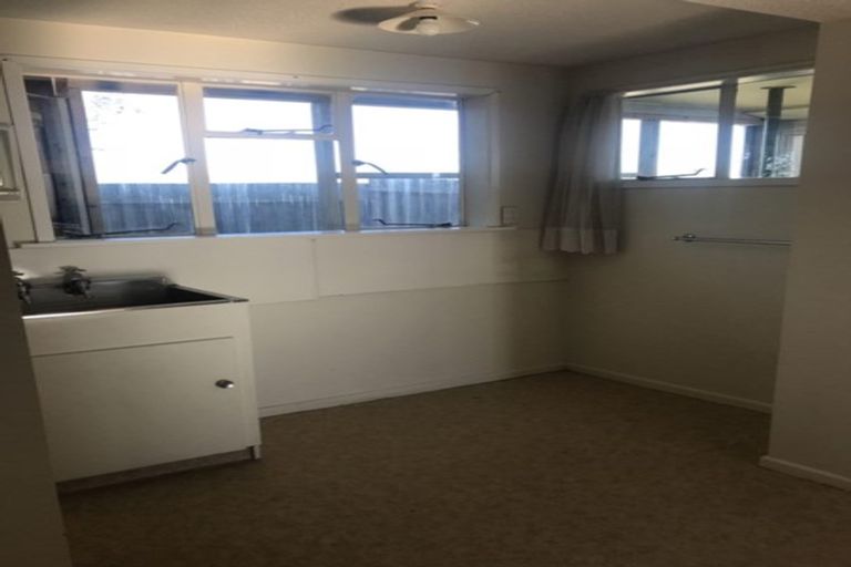 Photo of property in 8 Minorca Lane, Burwood, Christchurch, 8083