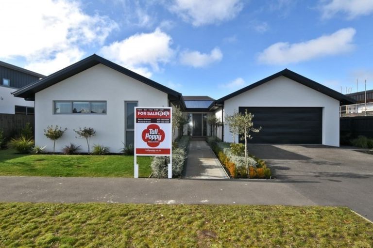 Photo of property in 33 Prestons Park Drive, Marshland, Christchurch, 8083