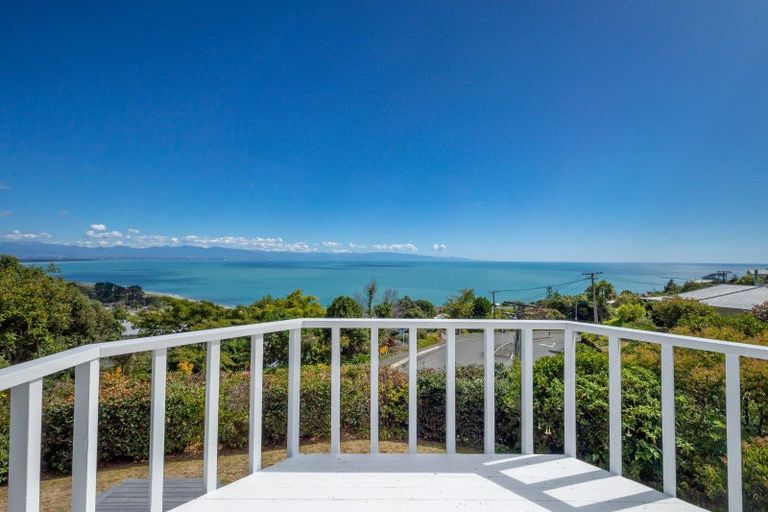 Photo of property in 128 Moana Avenue, Moana, Nelson, 7011