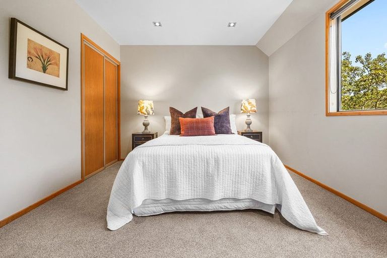 Photo of property in 215 Sparks Road, Hoon Hay, Christchurch, 8025