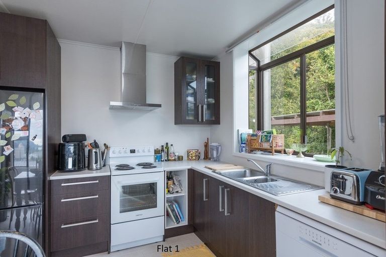 Photo of property in 22 Locking Street, Nelson South, Nelson, 7010