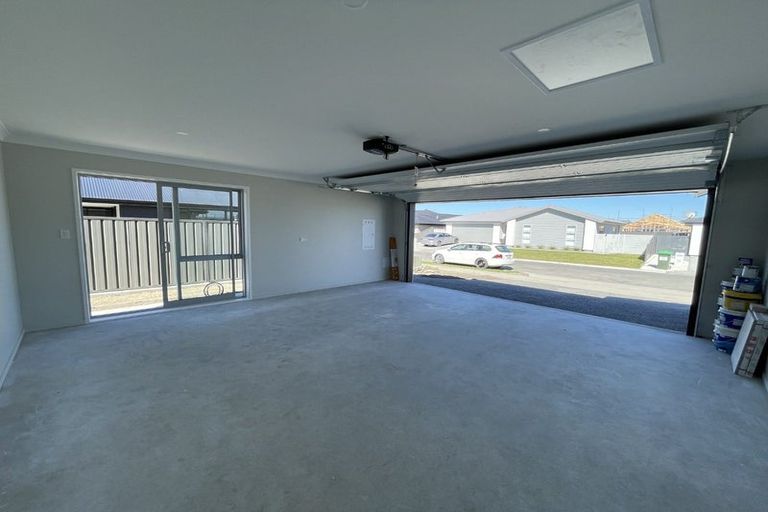 Photo of property in 16 Whangaehu Place, Te Awa, Napier, 4110