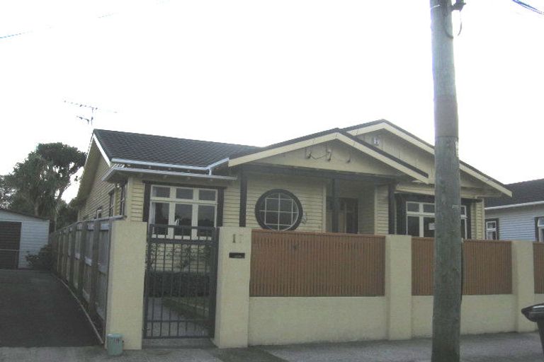 Photo of property in 17 Sherwood Street, Woburn, Lower Hutt, 5010