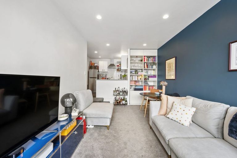 Photo of property in Atlas House, 16a/22 Ghuznee Street, Te Aro, Wellington, 6011