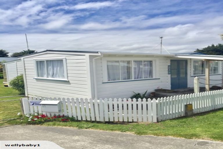 Photo of property in 171 Seabury Avenue, Foxton Beach, Foxton, 4815