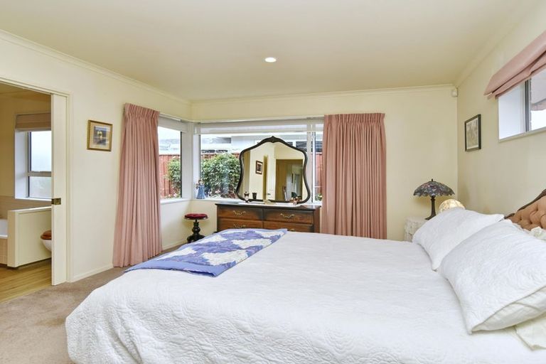 Photo of property in 48 Lamorna Road, Parklands, Christchurch, 8083