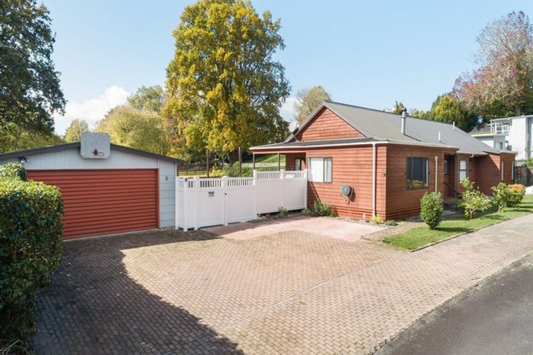 Photo of property in 8 Eliot Place, Leamington, Cambridge, 3432