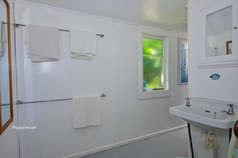 Photo of property in 2 Domett Street, Mahia, Nuhaka, 4198