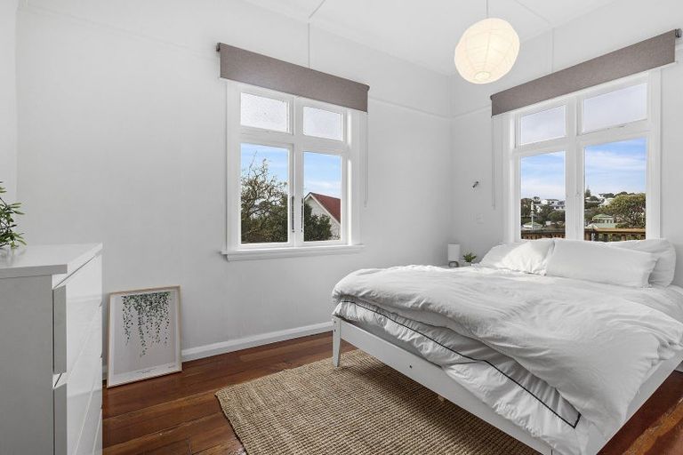 Photo of property in 16 Charlotte Avenue, Brooklyn, Wellington, 6021