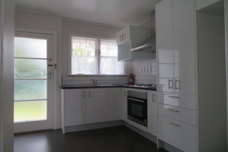 Photo of property in 2/26 Riverbank Street, Ebdentown, Upper Hutt, 5018