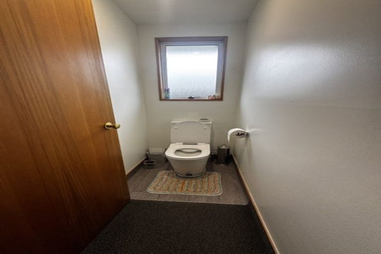 Photo of property in 17 Abingdon Court, Avonhead, Christchurch, 8042