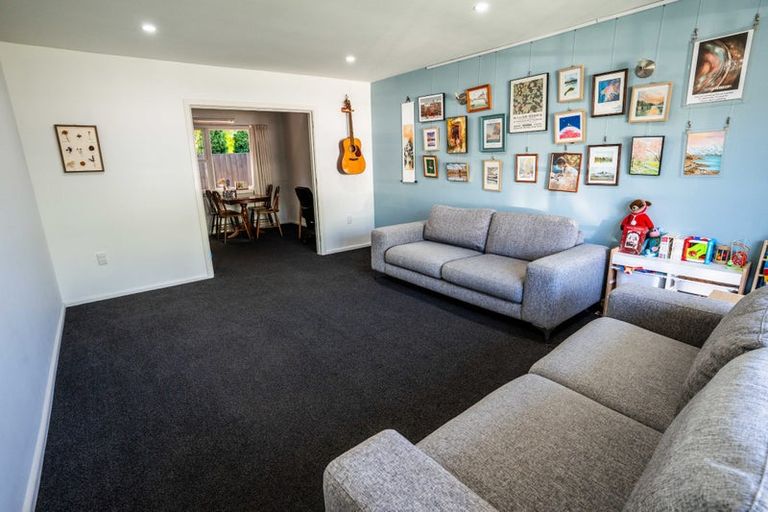 Photo of property in 2/28 Rosedale Place, Avonhead, Christchurch, 8042