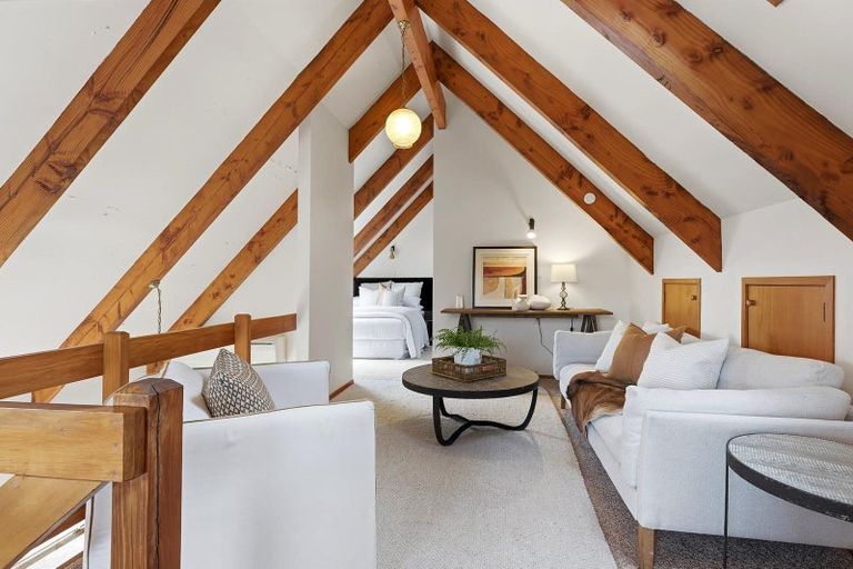 Photo of property in 39 Robinson Road, Whitianga, 3510