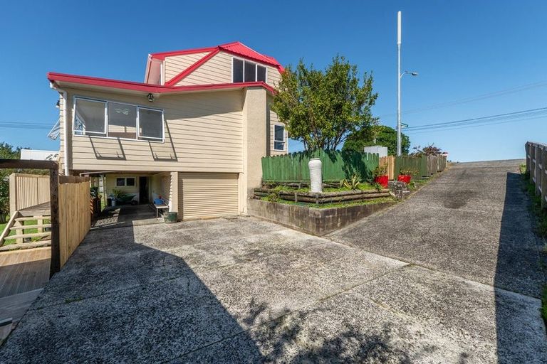 Photo of property in 141 Manuka Road, Bayview, Auckland, 0629