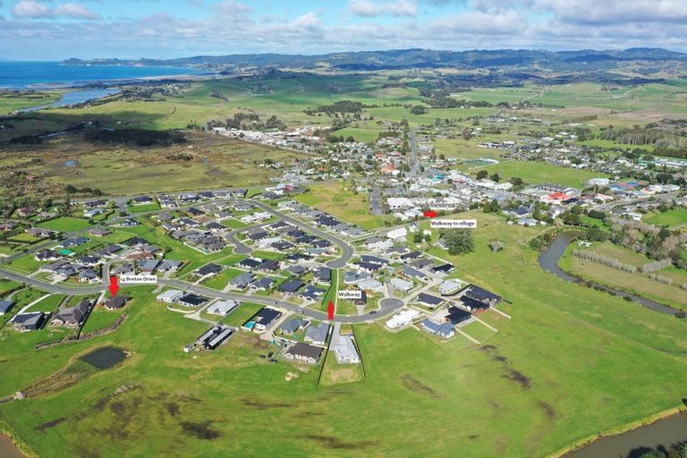 Photo of property in 12 Breton Drive, Waipu, 0510