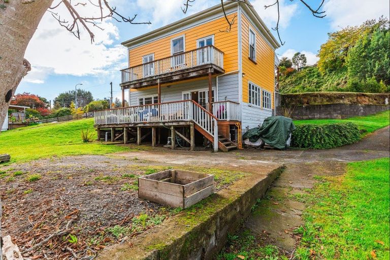 Photo of property in 12 Golf Road, Taumarunui, 3920