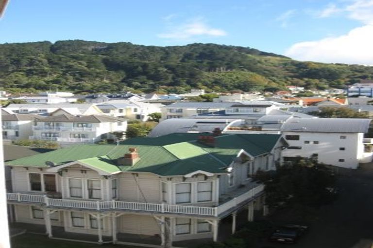 Photo of property in Stadium Garden Flats, 308/107 Thorndon Quay, Pipitea, Wellington, 6011