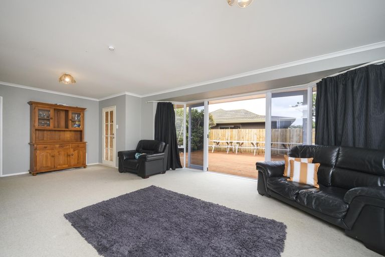 Photo of property in 23 Humphries Place, Awapuni, Palmerston North, 4412