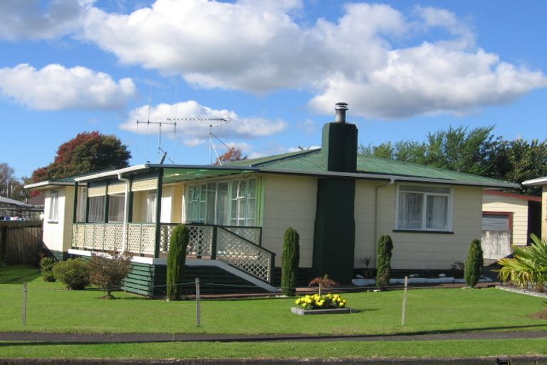 Photo of property in 13 Philip Street, Tokoroa, 3420