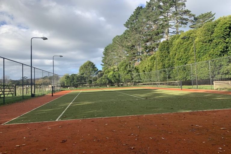 Photo of property in 37 Green Road, Dairy Flat, Albany, 0792