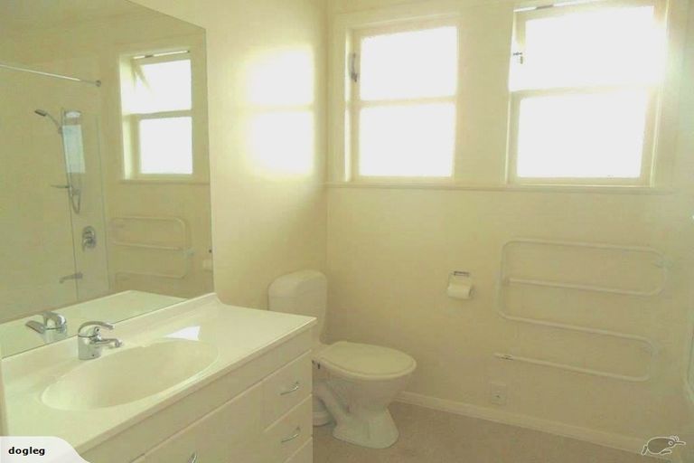 Photo of property in 56a Waiwhetu Road, Waiwhetu, Lower Hutt, 5010