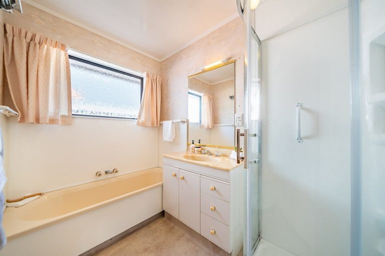 Photo of property in 54 Mcparland Street, Elderslea, Upper Hutt, 5018