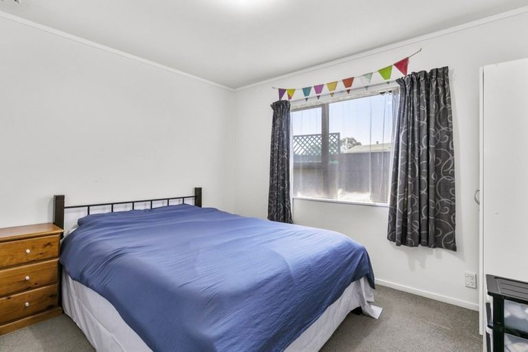 Photo of property in 1076a High Street, Avalon, Lower Hutt, 5011