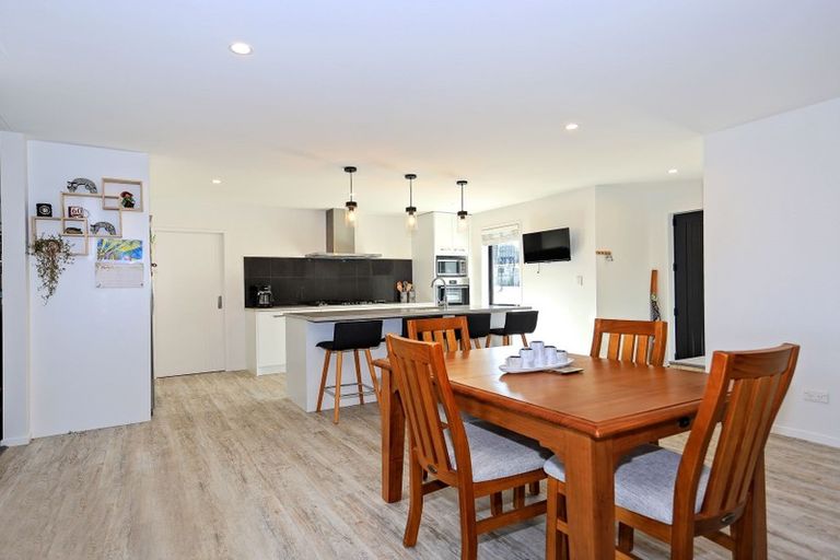 Photo of property in 15 Anglers Way, Omokoroa, 3114