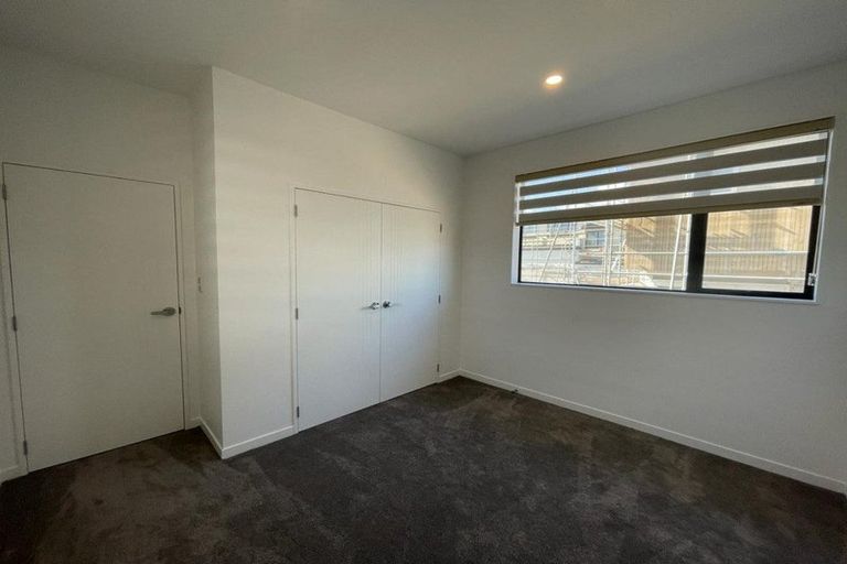 Photo of property in 4 La Bella Road, Hobsonville, Auckland, 0616