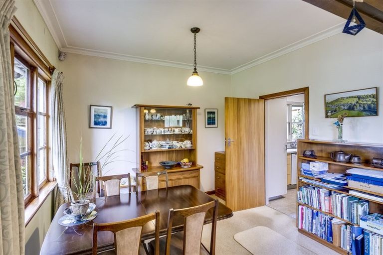 Photo of property in 16 Plassey Street, Havelock North, 4130