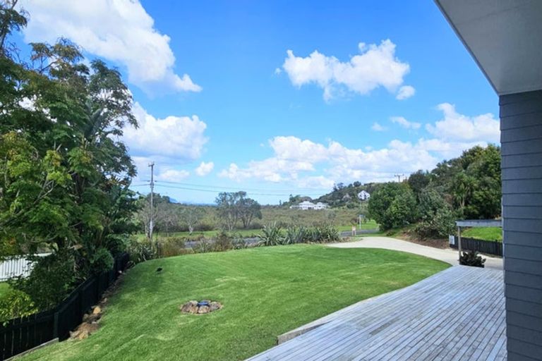 Photo of property in 36 Beach Road, Onerahi, Whangarei, 0110