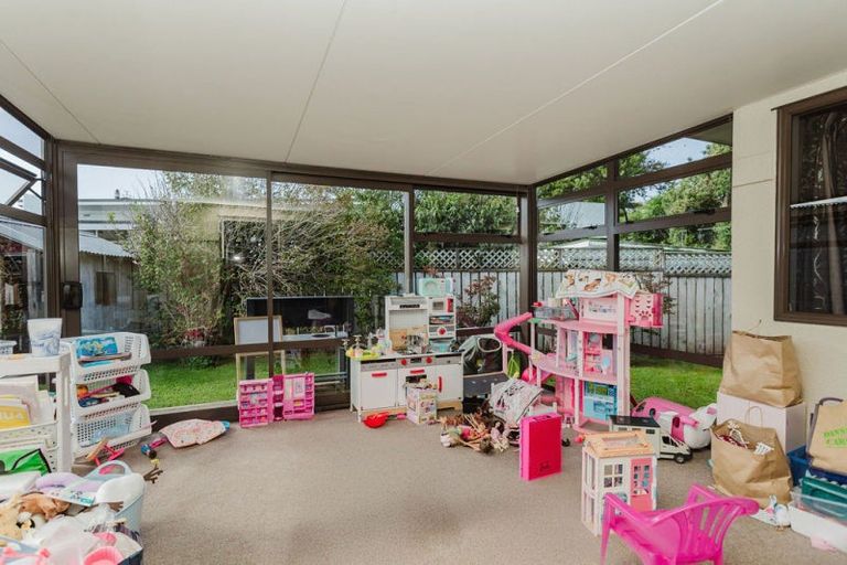 Photo of property in 10 Victoria Avenue, Dannevirke, 4930