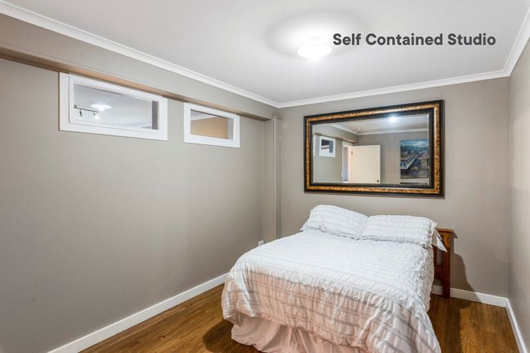 Photo of property in 11 Waiheke Street, Waikanae Beach, Waikanae, 5036