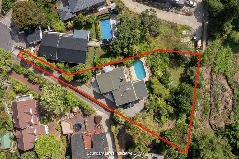 Photo of property in 44 Colmar Road, Mellons Bay, Auckland, 2014