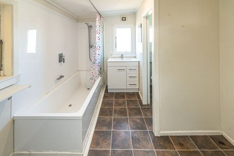 Photo of property in 78 Matai Street, Castlecliff, Whanganui, 4501