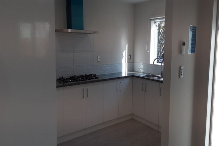 Photo of property in 3d Reding Street, Takanini, 2112