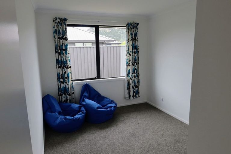 Photo of property in 12 Hebbard Court, Albert Town, Wanaka, 9305