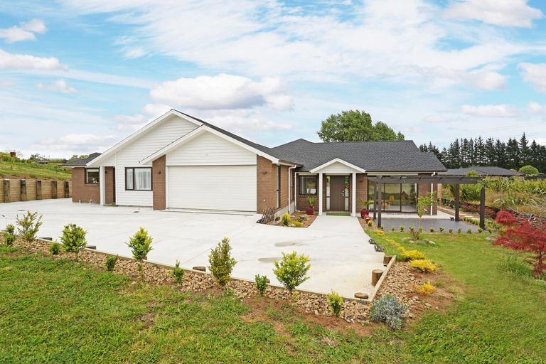 Photo of property in 24 Mcintosh Drive, Pokeno, 2471