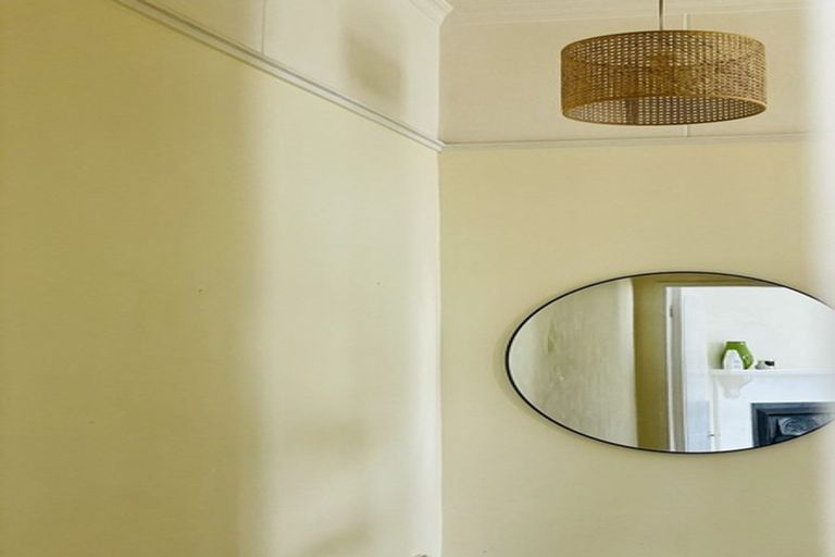 Photo of property in 11 Owen Street, Newtown, Wellington, 6021